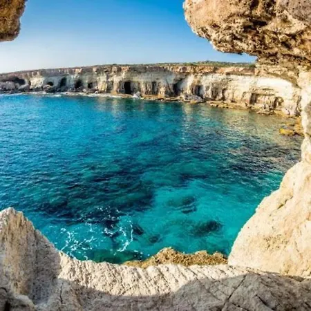 Rent Your Dream Holiday On The Beach, 1209