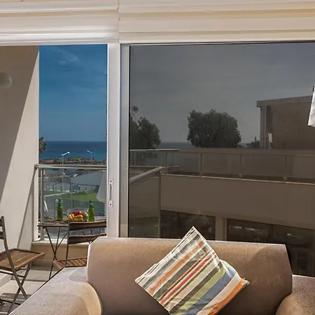 Willa Rent Your Dream Holiday On The Beach, 1209 Protaras