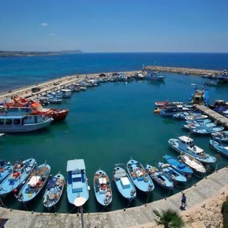 וילה Rent Your Dream Holiday On The Beach, 1209
